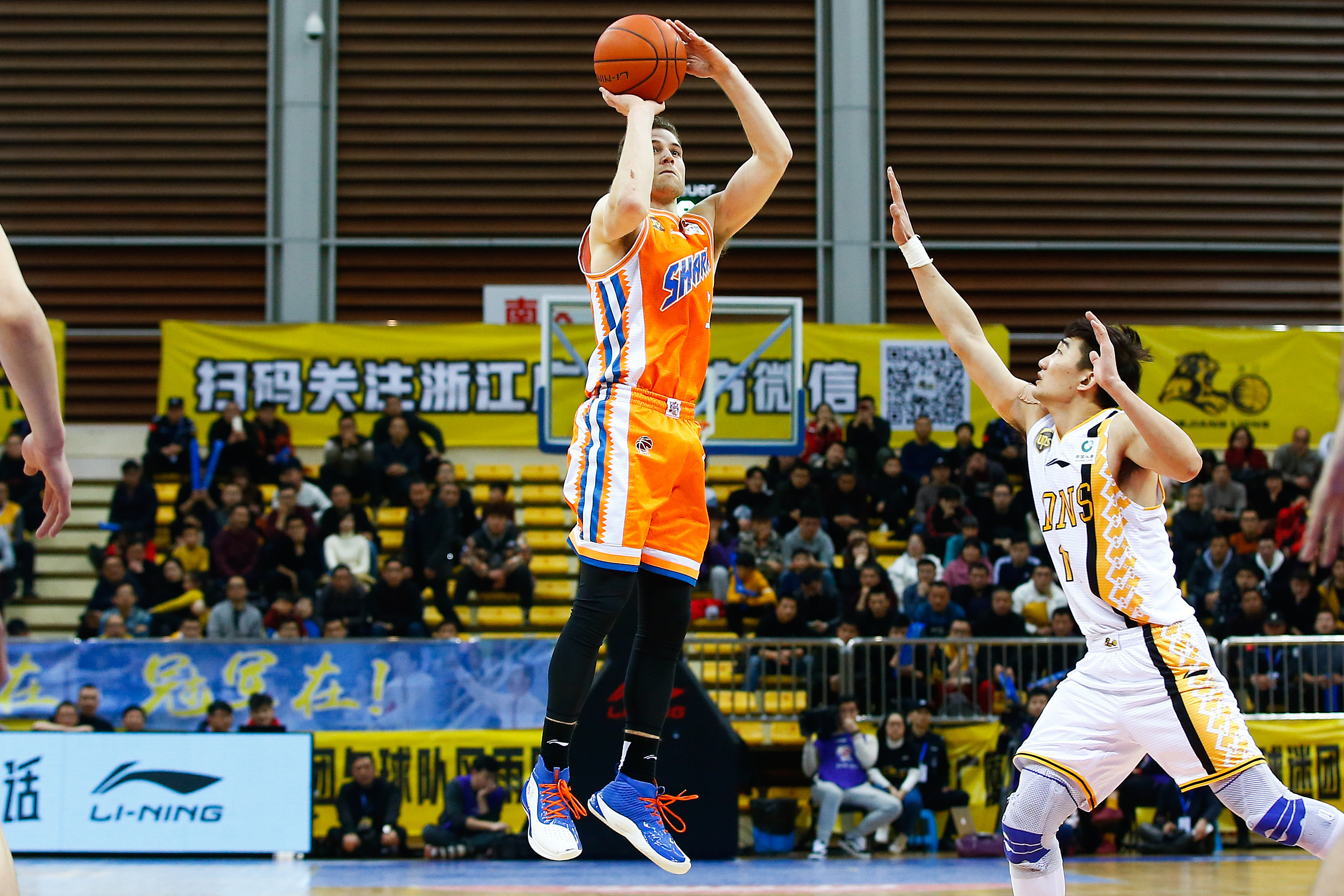 CBA常规赛集结日走向成谜,勒沃库森回应争议,信心回归,年轻球员得到机会 CBA常规赛集结日走向成谜,勒沃库森回应争议,信心回归,年轻球员得到机会