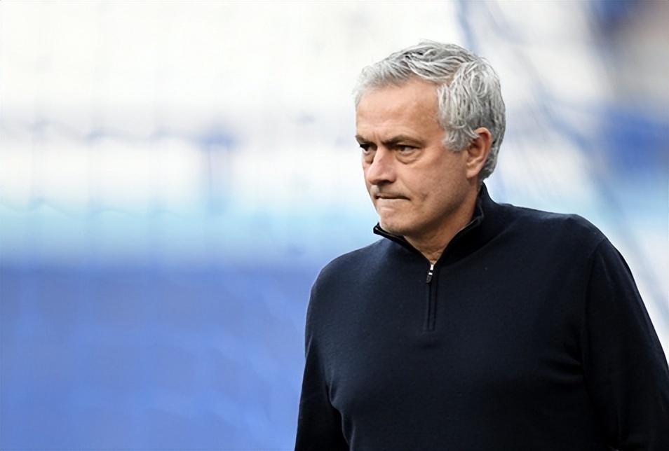 集结日中超传出新动向，罗马临场应变，管理层表态——悬念犹存，临场指挥获称赞的简单介绍